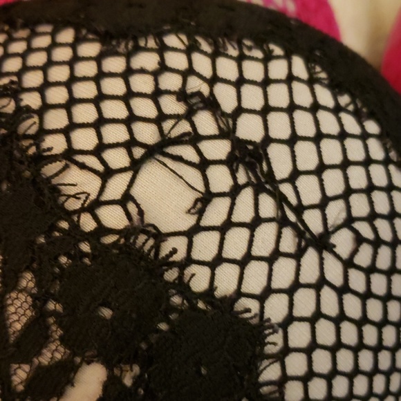 THREE Victoria's Secret bombshell push up bras - Picture 2 of 3